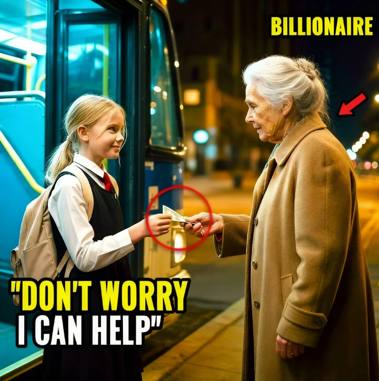 Quando una domestica pagรฒ il biglietto dell’autobus per un’anziana signora, completamente ignara del fatto che fosse una miliardaria, la sua reazione lasciรฒ tutti sbalorditi.
